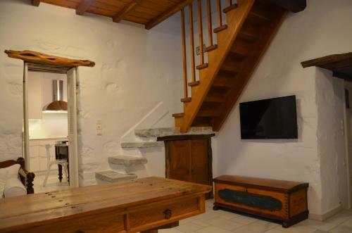Paros Traditional Country House