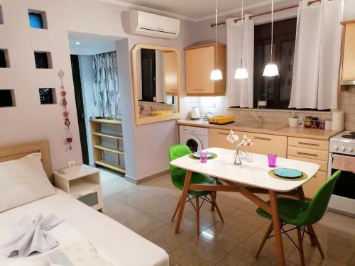 Apartamento 1-sea View Beach Studio For 2 In The City Centre!