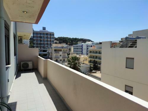 Apartamento 2- Sea View Luxury Suite In Central Rhodes!