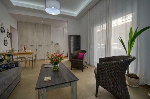 The Rhodes Marina Apartment