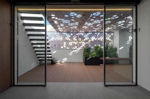 Hotel Essence Suites