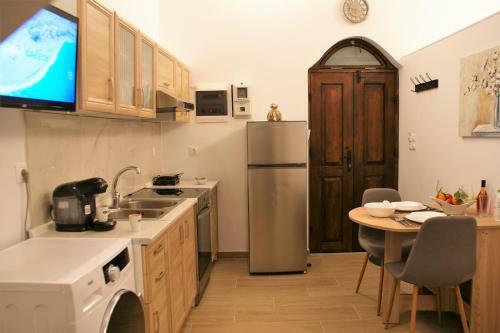 Evangelia's Little House