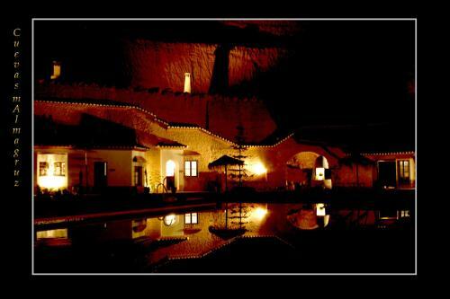 Apartamentos Cuevas Almagruz