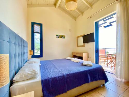 Villa Barbati Thalassaki With Private Pool