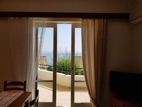 Pleasant Apartment In Corfu With Sea View And Balcony