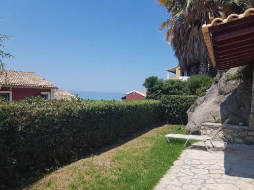 Sea-view Apartment In Corfu With Garden