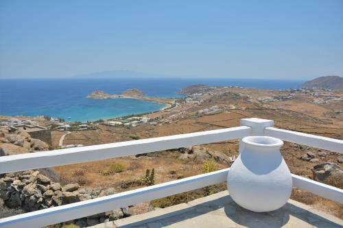 Mykonos Supreme Comfort Suites