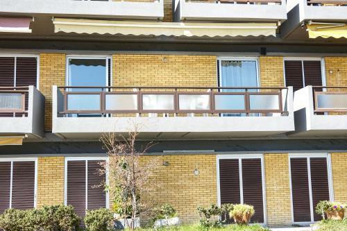 Sunny Bay, Beachfront 1-bdrm Apartment