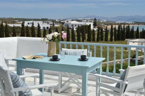 Tonia Apartments Paros