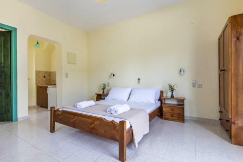 Skopelos Evergreen Apartments
