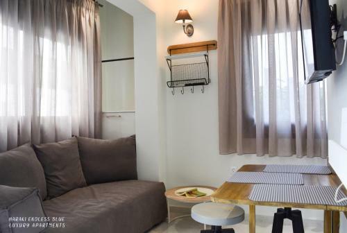 Haraki Endless Blue Luxury Apartments