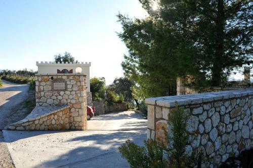 Villa Theodora View Apartments Polimnia