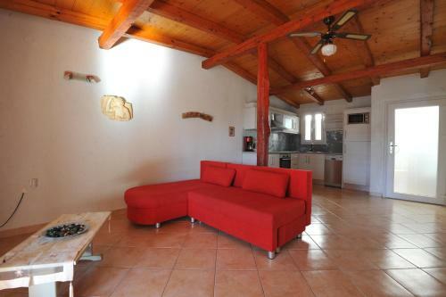 Villa Theodora View Apartments Polimnia