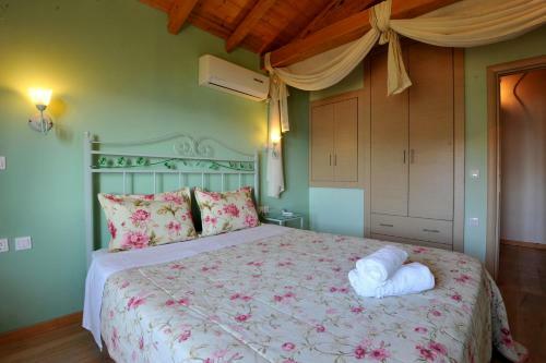 Villa Theodora View Apartments Zeys
