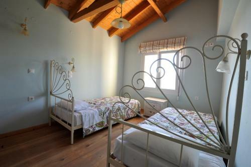 Villa Theodora View Apartments Zeys