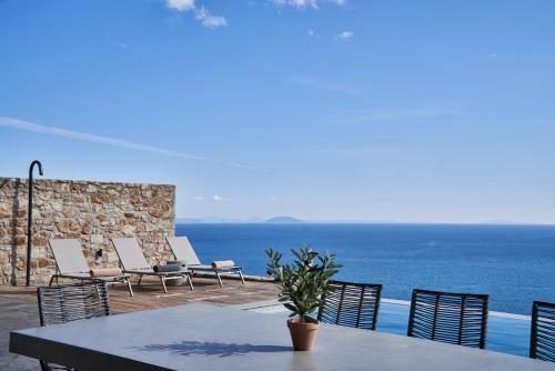 Villa Shades Of Blue