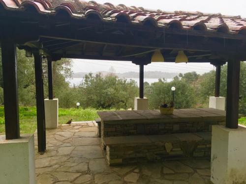 Apartamento Fteroti House