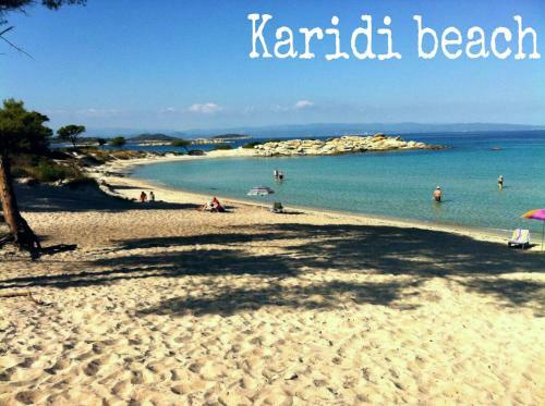 Athina Vourvourou Apartments