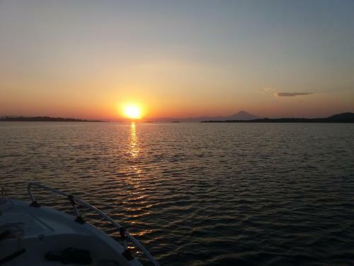 Athina Vourvourou Apartments