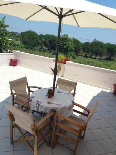 Athina Vourvourou Apartments