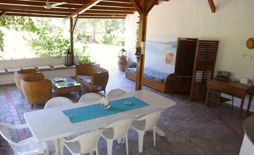 #flh - Summer Retreat In Sithonia