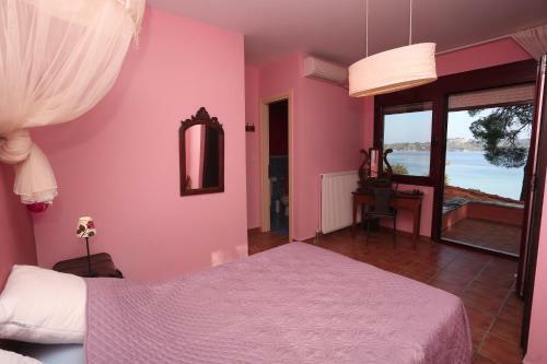 Villa Endless Sea - Beachfront, Sea Views, Private Beach