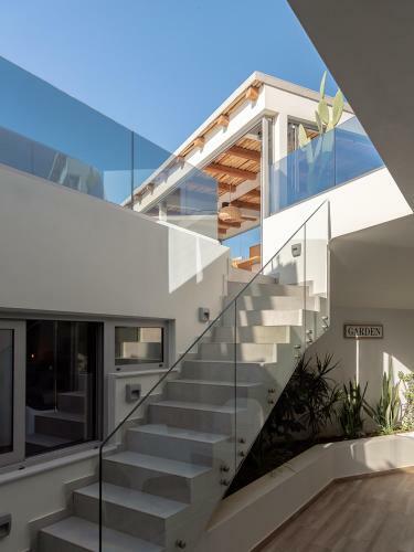 Hermes Grand Luxury Beachfront Villa & Spa!