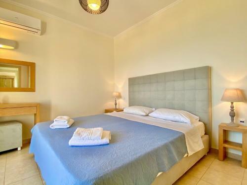 Luxury Villa Akti Barbati 2 With Private Pool