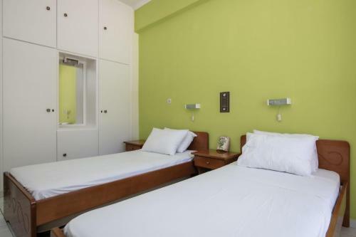 Sunbliss Studios & Apartments