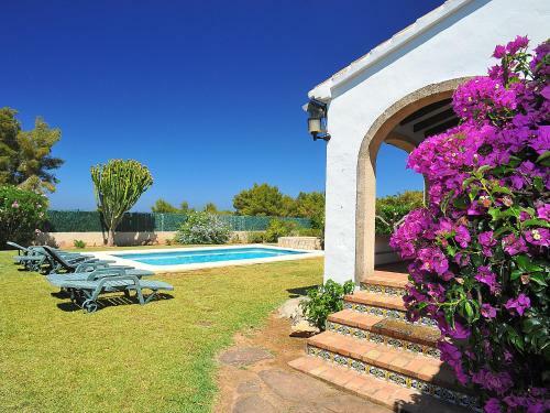 Holiday Home Henrys Choza