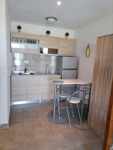 Seaview Apartment