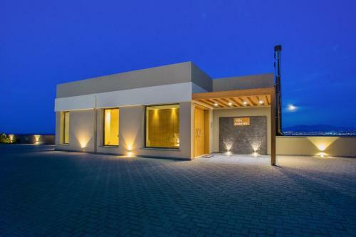 Amfitriti Luxury Villa