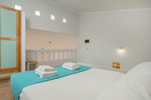 Kiani Seafront Apartments