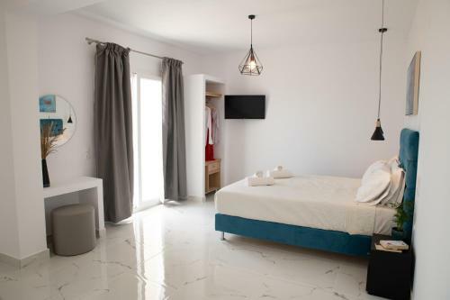 Diamond Arillas Luxury Apartments