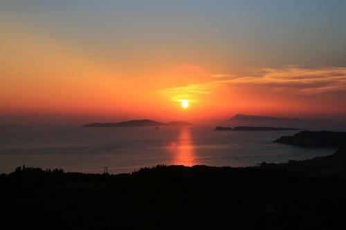 Sunset Sea View Villa 6