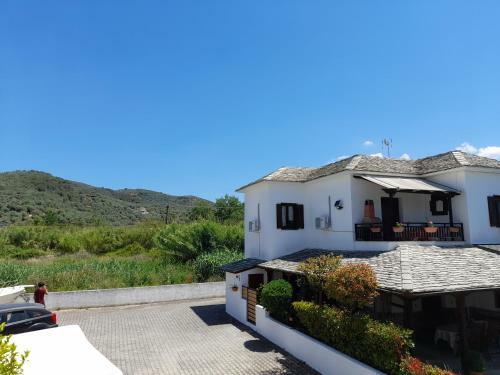 Stellina's Pelion House