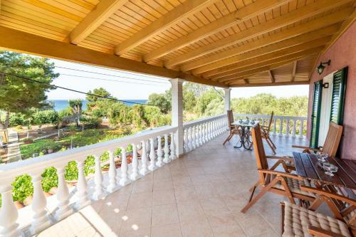 Apartamento Tetraktys Estate At The Beach