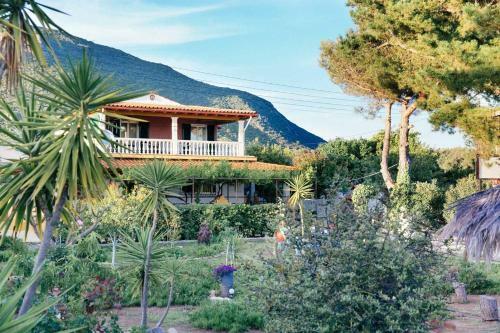 Apartamento Tetraktys Estate At The Beach