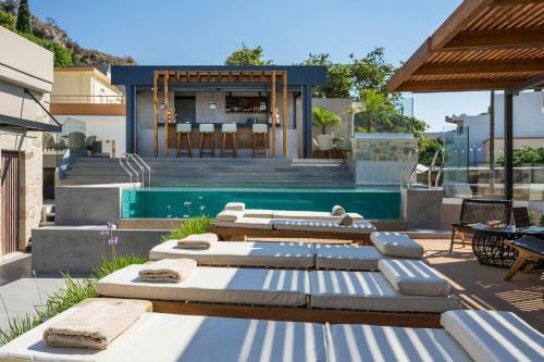 Casa D'irene Deluxe Hotel