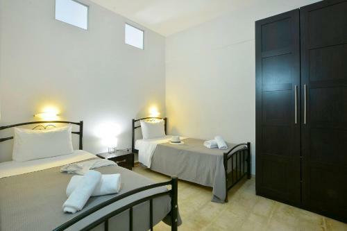 Nisos Family House