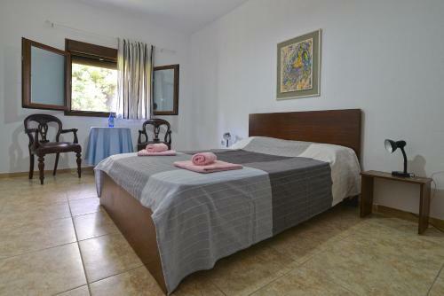 Neos Panteleimonas Pierias Vila Layla
