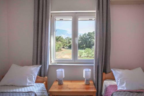 Joleni Cottage In Keramies