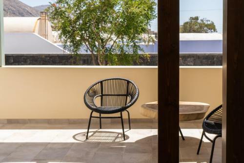 New Villa Katerina - 3 Villas & 3 Private Jacuzzi