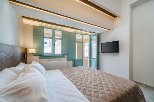 New Villa Katerina - 3 Villas & 3 Private Jacuzzi