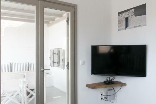The Mykonist Merchia Beach Villas & Suites