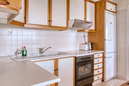 Fairytale Countryhouse At Beachside Of Athens!