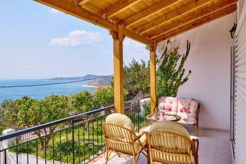 Fairytale Countryhouse At Beachside Of Athens!