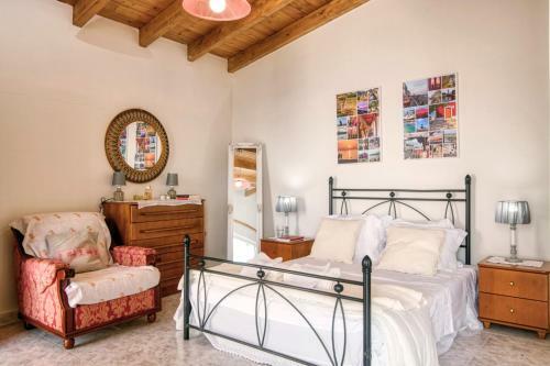 Fairytale Countryhouse At Beachside Of Athens!