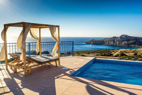 Villa Traditional Elegance With Privacy & Amazing Views