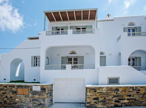 Villa Family Home
